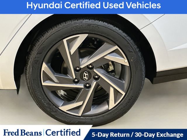 Used 2025 Hyundai Elantra SEL FWD image 10