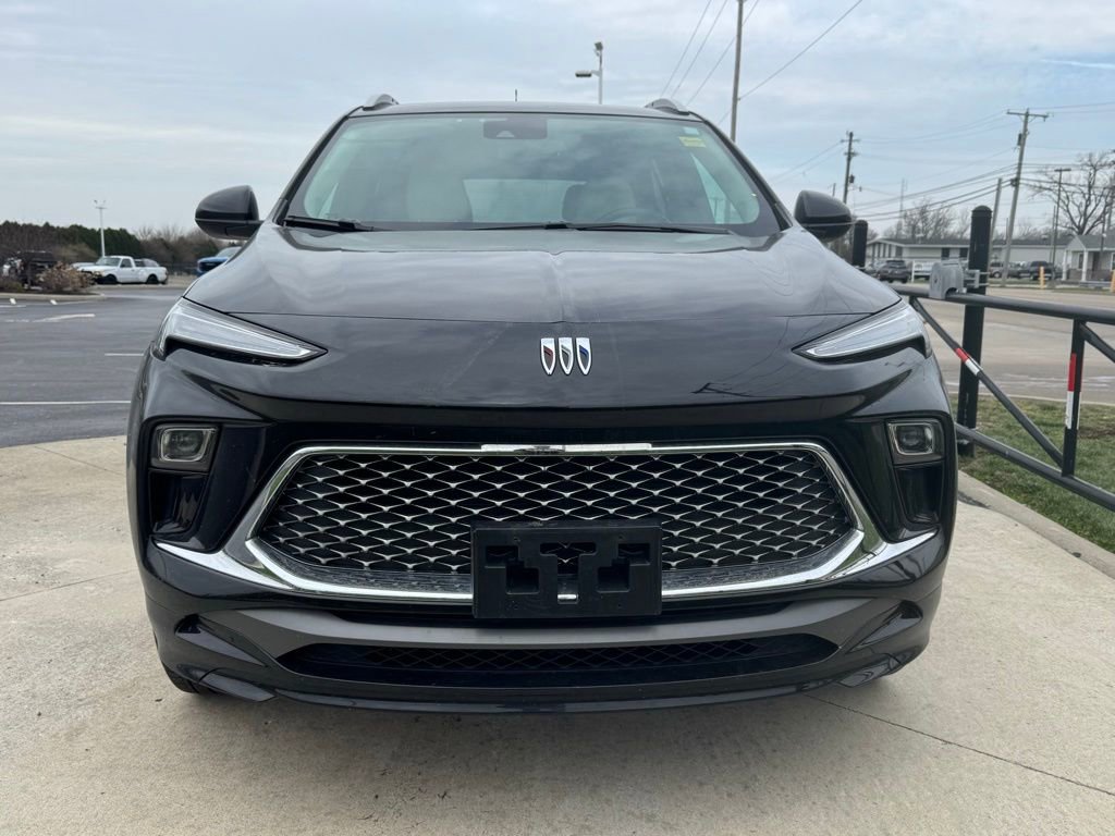 Used 2024 Buick Encore GX Avenir w/ Avenir Convenience Package image 2