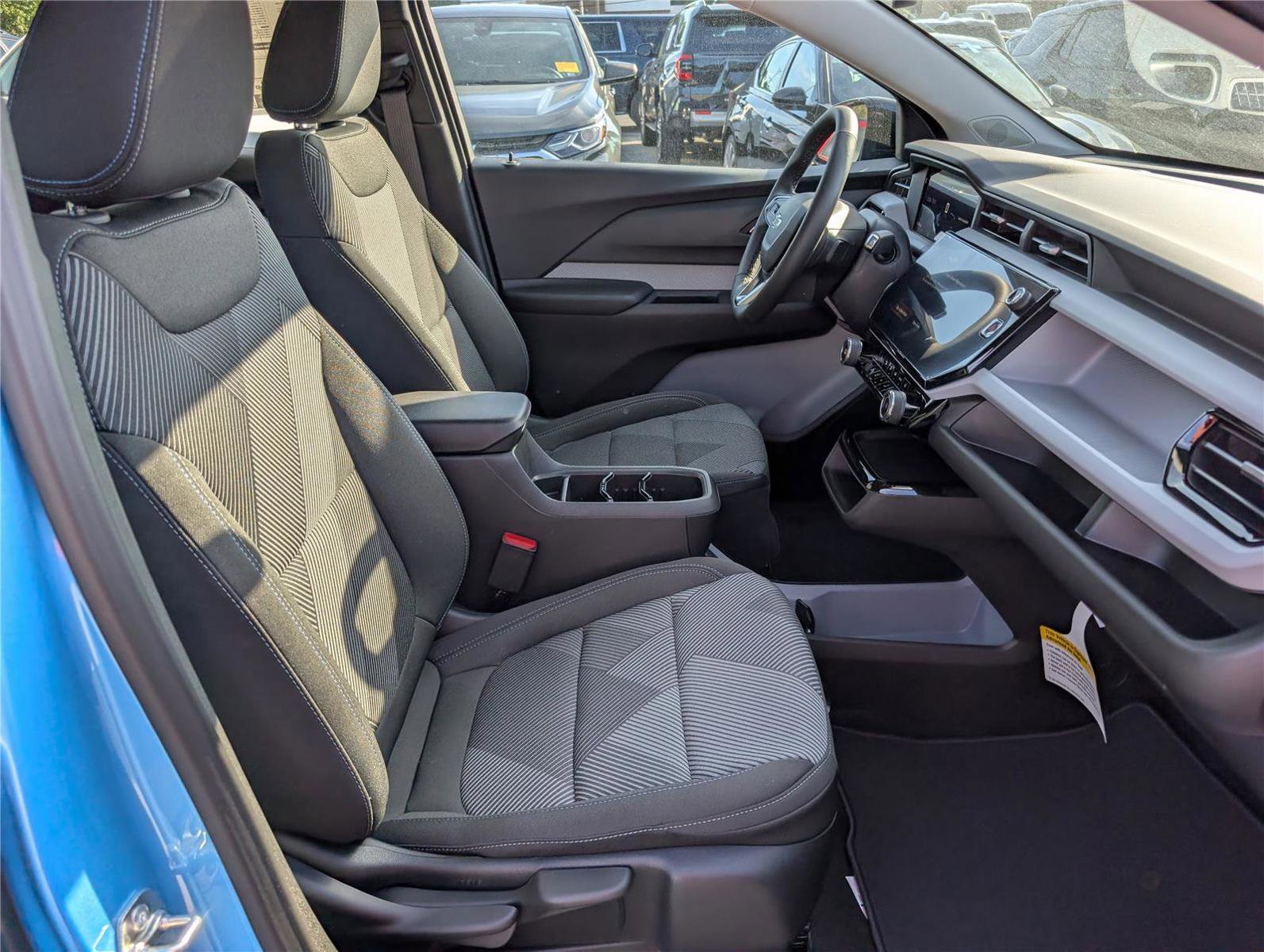 New 2027 Chevrolet Bolt LT w/ Comfort Package FWD image 7