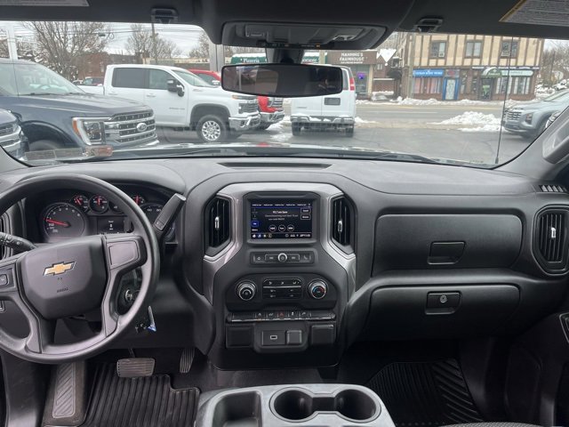 Used 2020 Chevrolet Silverado 1500 Custom w/ Custom Value Package image 10