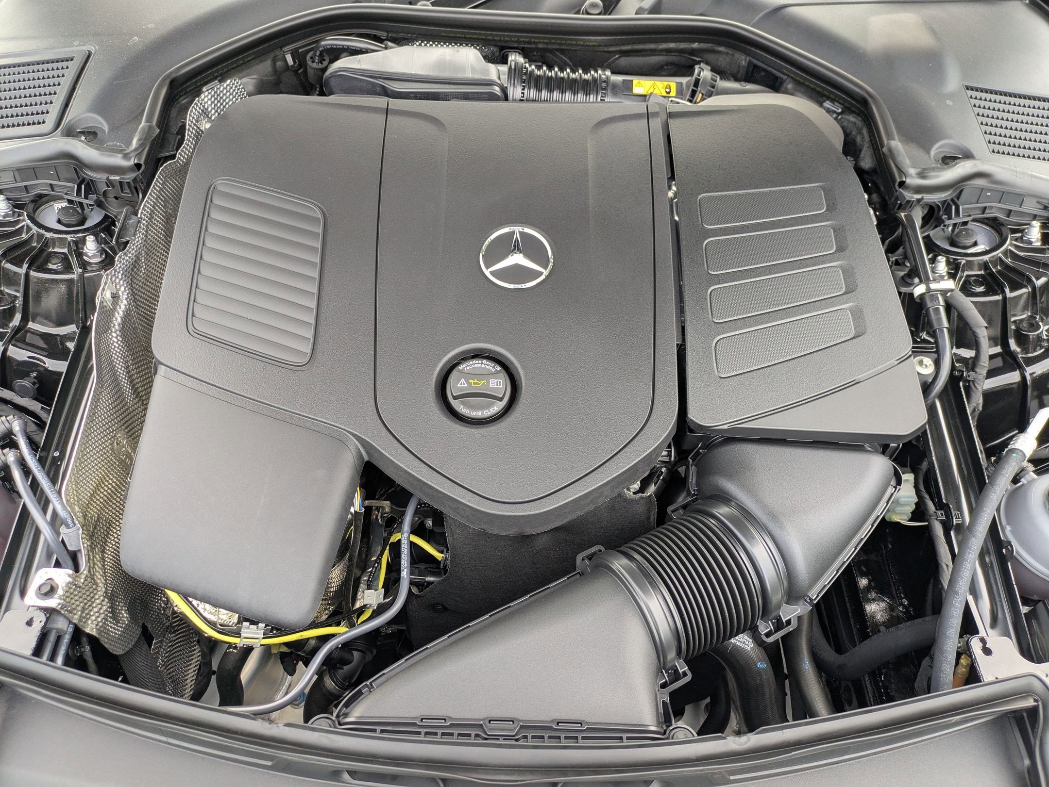 Certified 2025 Mercedes-Benz C 300 4MATIC Sedan image 33