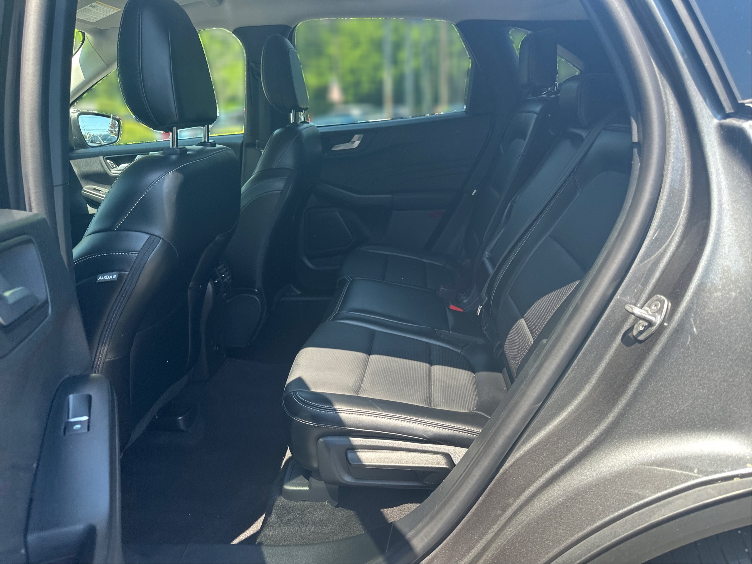 Used 2025 Ford Escape Platinum AWD/4WD image 12