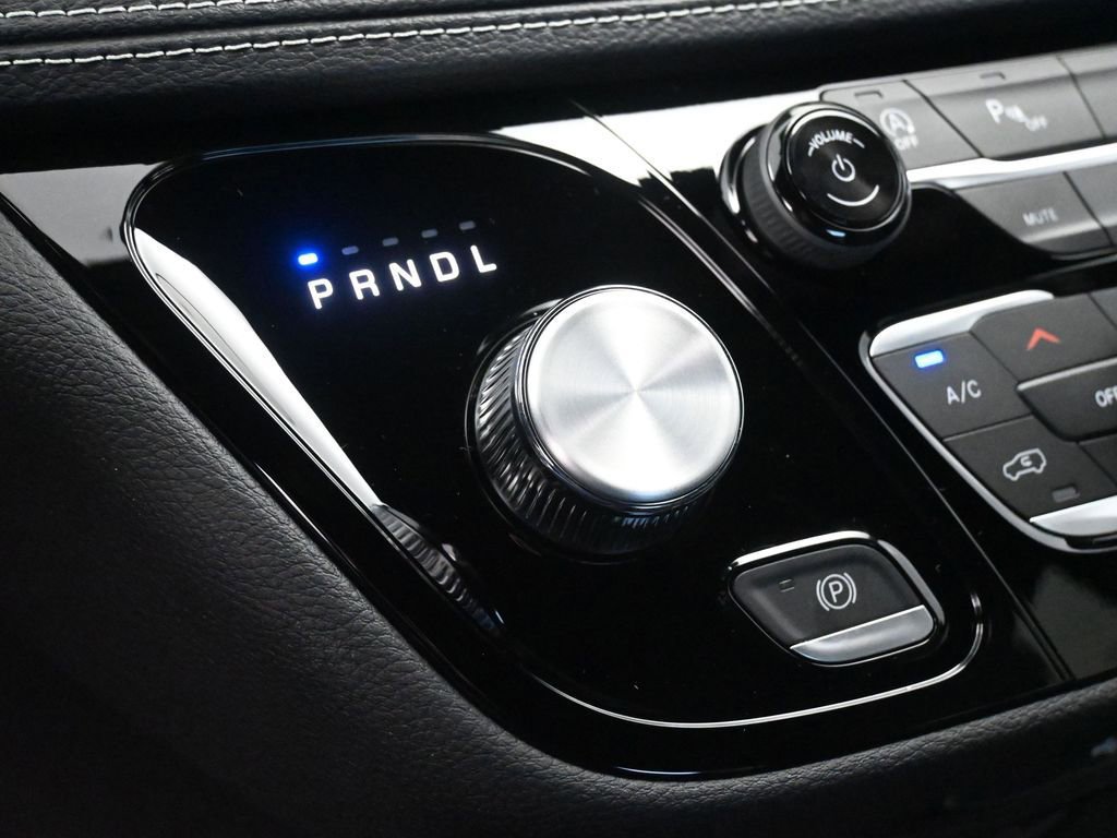 New 2026 Chrysler Pacifica Select image 23