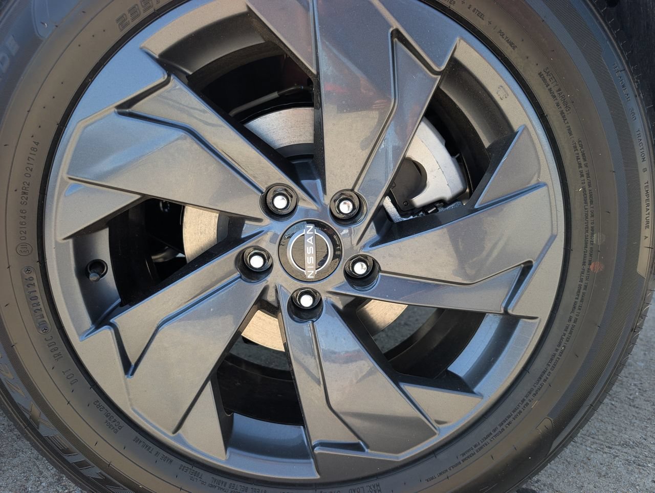 New 2026 Nissan Rogue SV FWD image 6