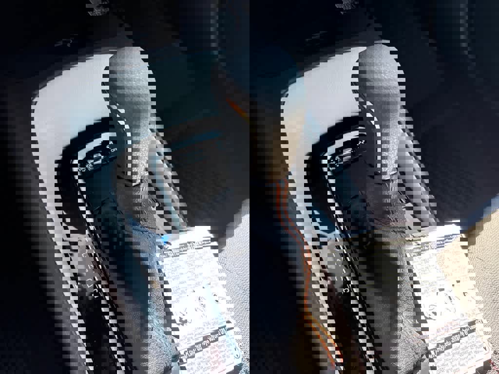 Used 2025 Toyota Corolla FX w/ Convenience Package FWD image 18