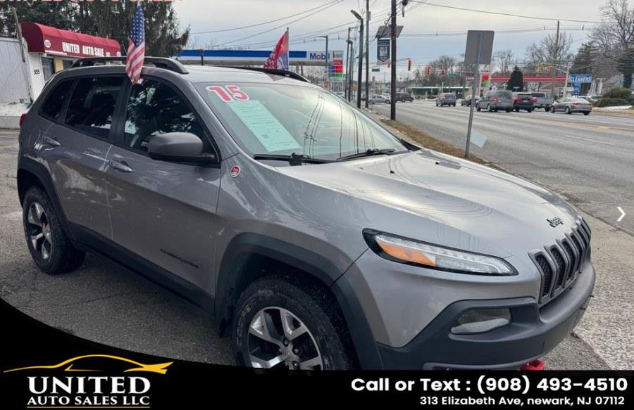 Used 2015 Jeep Cherokee Trailhawk w/ Comfort/Convenience Group