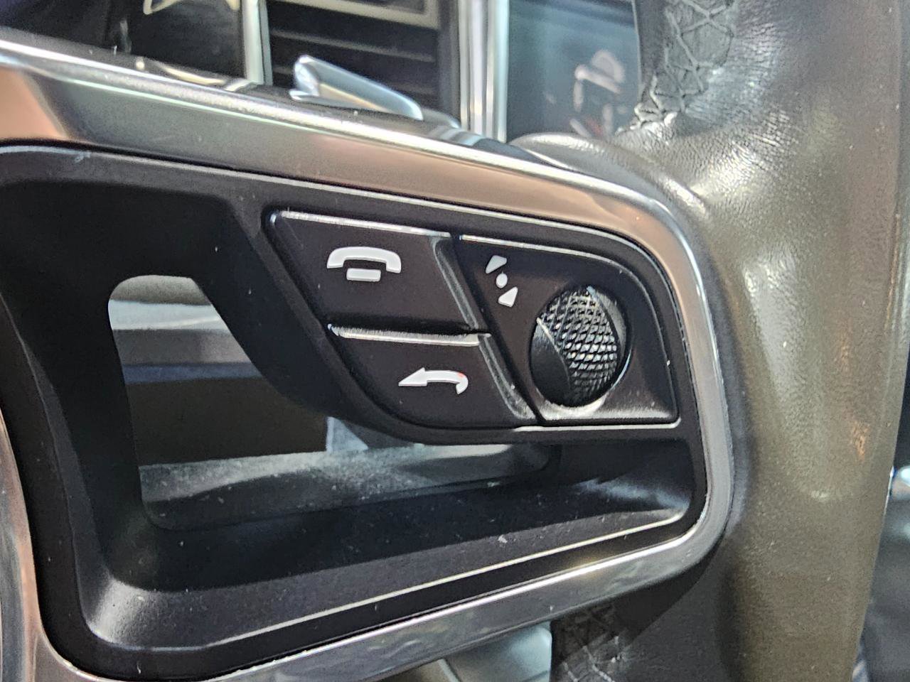 Used 2018 Porsche Macan S AWD/4WD image 38