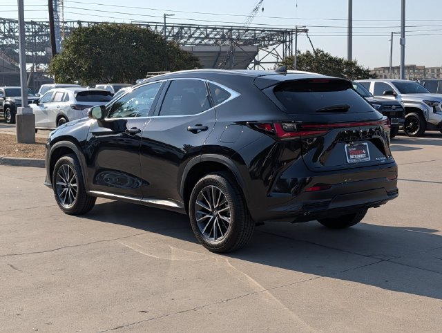 Used 2026 Lexus NX 350h AWD w/ Premium Package image 9