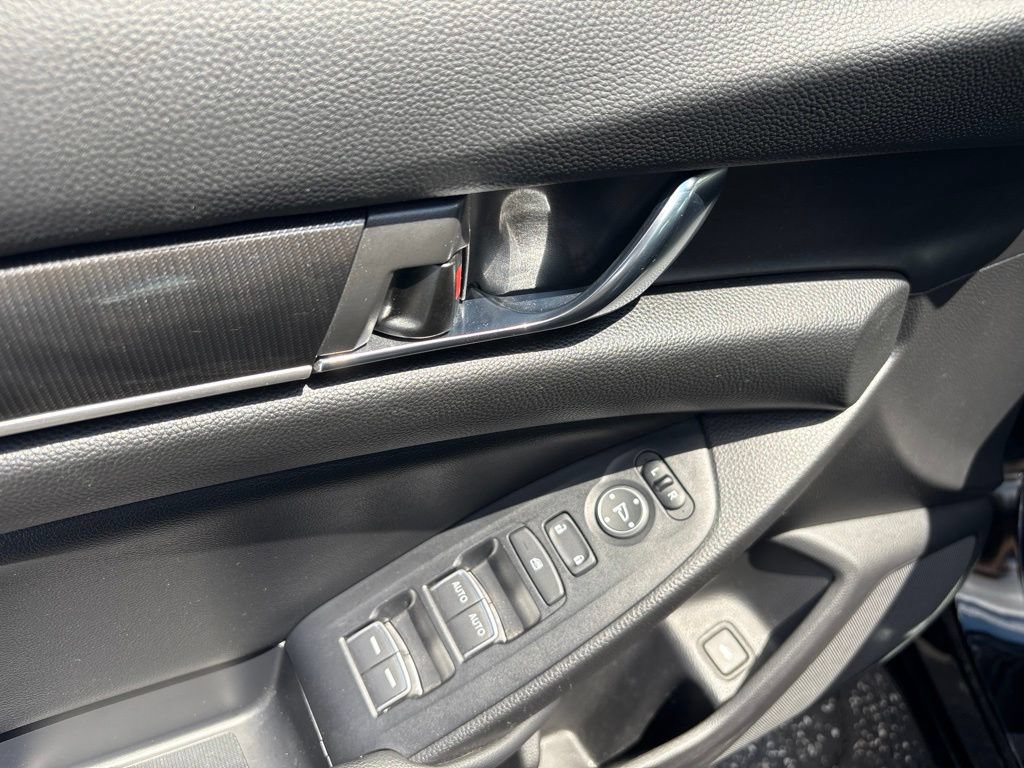 Used 2022 Honda Accord Sport image 19