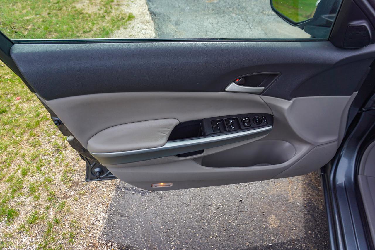 Used 2008 Honda Accord EX image 25