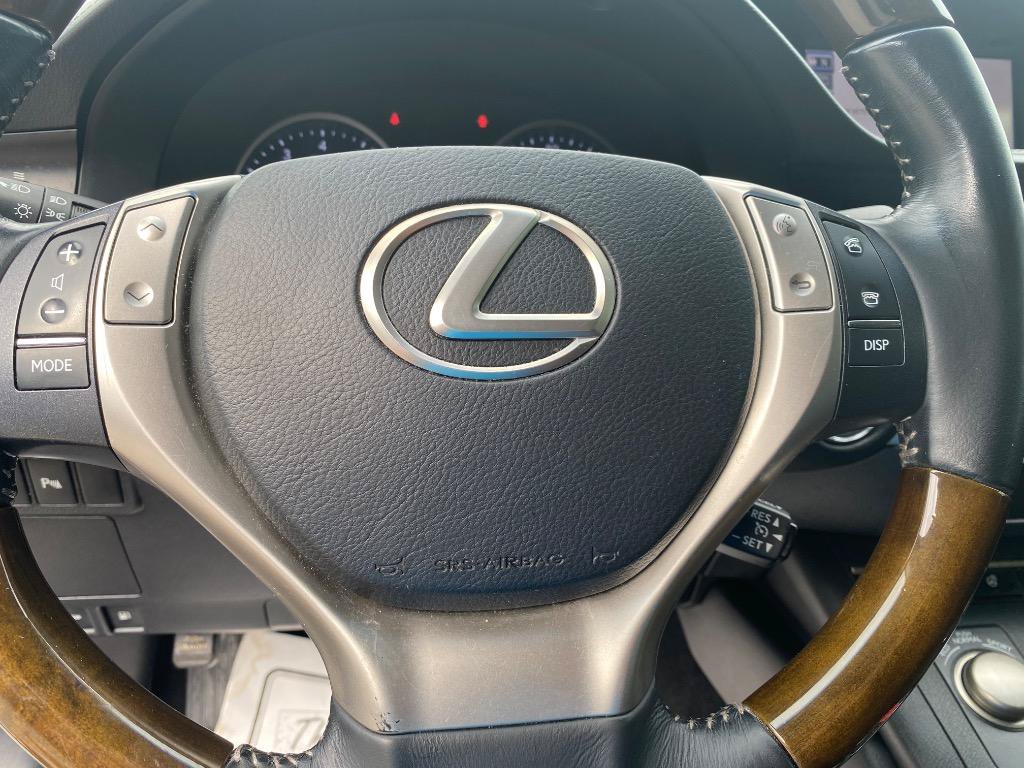 Used 2014 Lexus ES 350 w/ Luxury Package FWD image 32