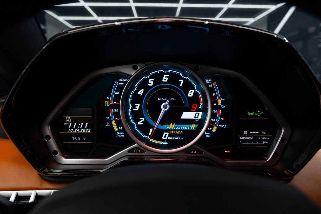 Used 2017 Lamborghini Aventador LP 700-4 image 42