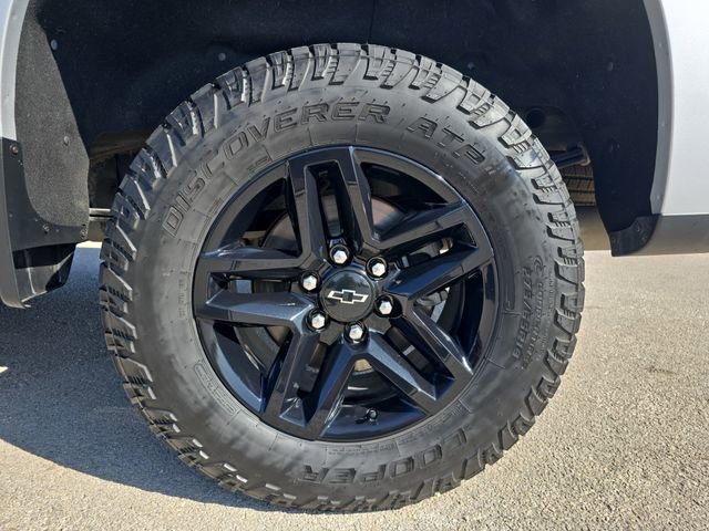 Used 2020 Chevrolet Silverado 1500 LT Trail Boss image 32