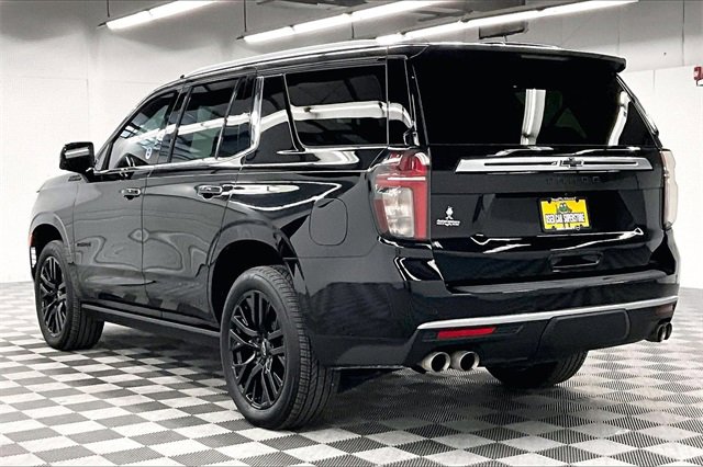 Used 2024 Chevrolet Tahoe High Country image 2