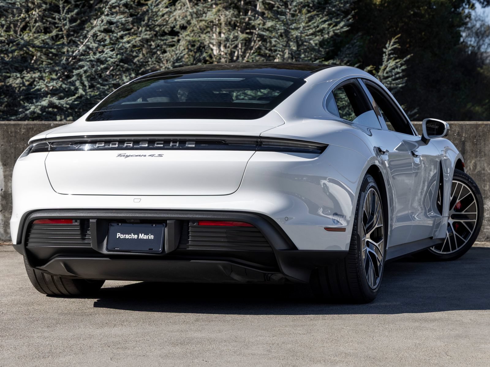 Used 2024 Porsche Taycan 4S AWD/4WD image 11