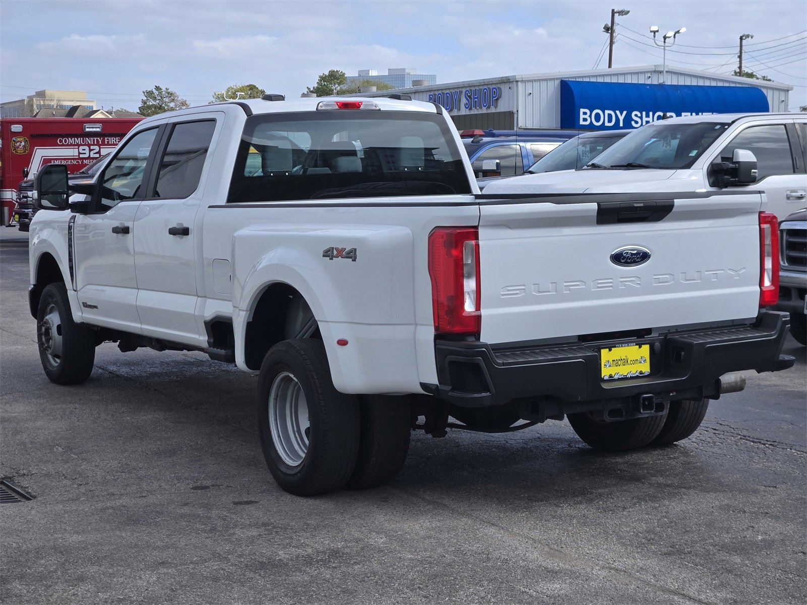 Used 2023 Ford F350 XL image 7