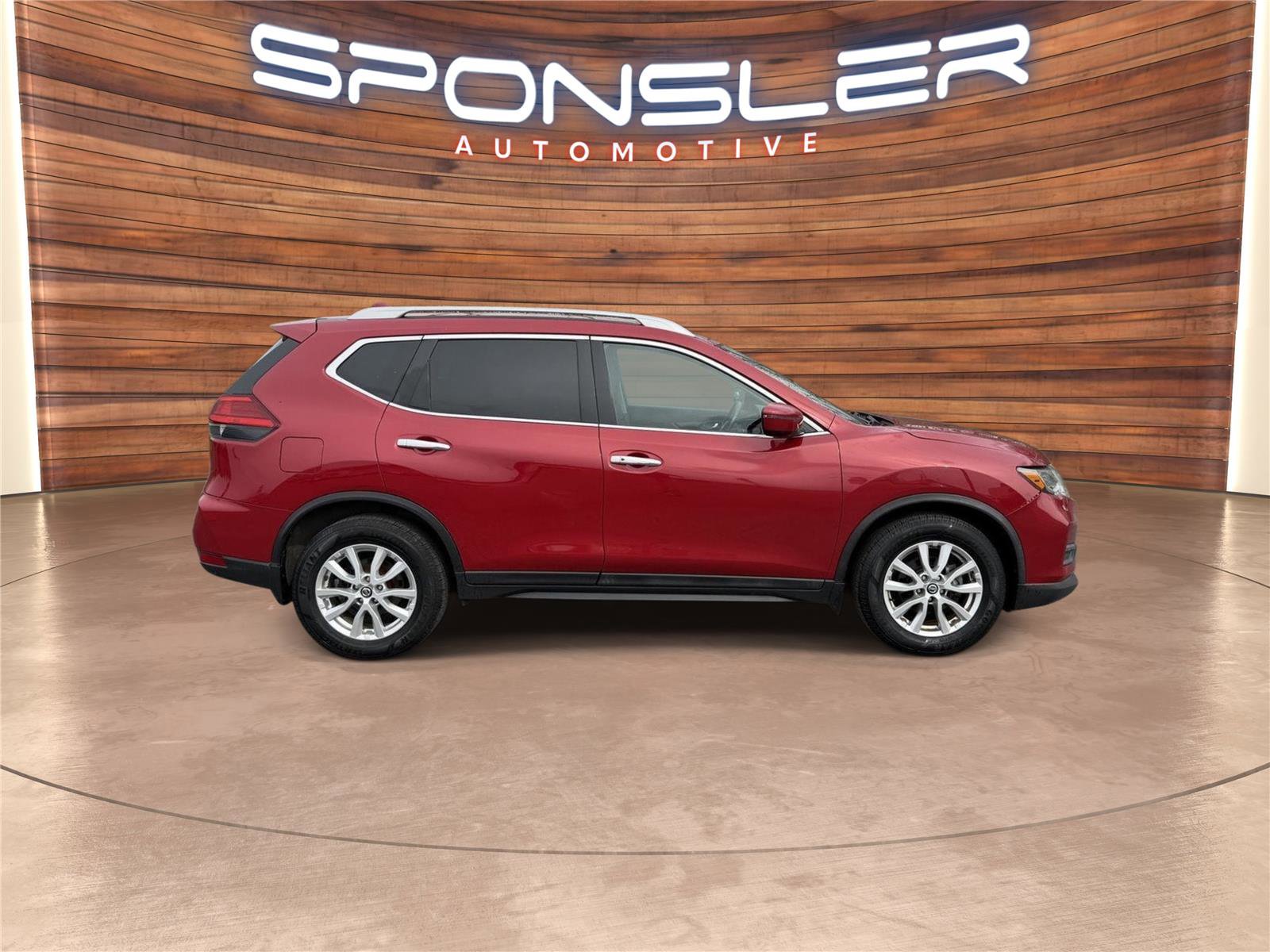Used 2017 Nissan Rogue SV image 7
