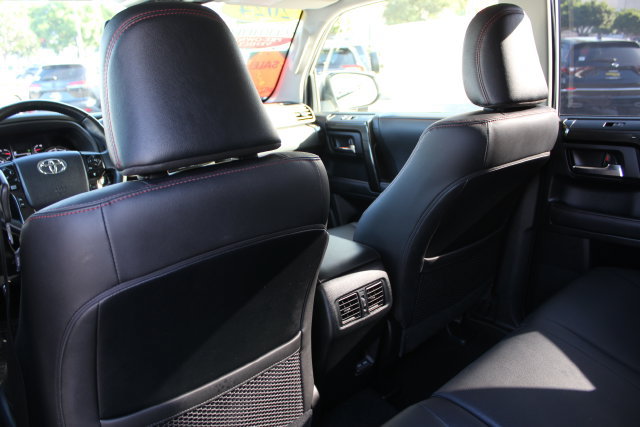 Certified 2024 Toyota 4Runner TRD Off-Road Premium w/ Moonroof Package AWD/4WD image 30