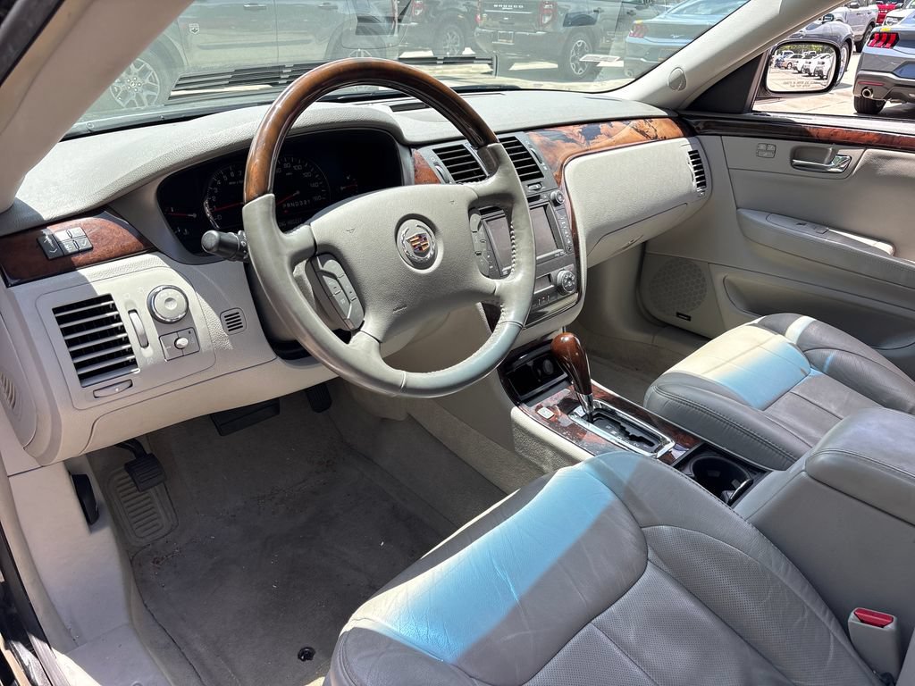 Used 2011 Cadillac DTS Premium w/ Driver Awareness Package FWD image 6