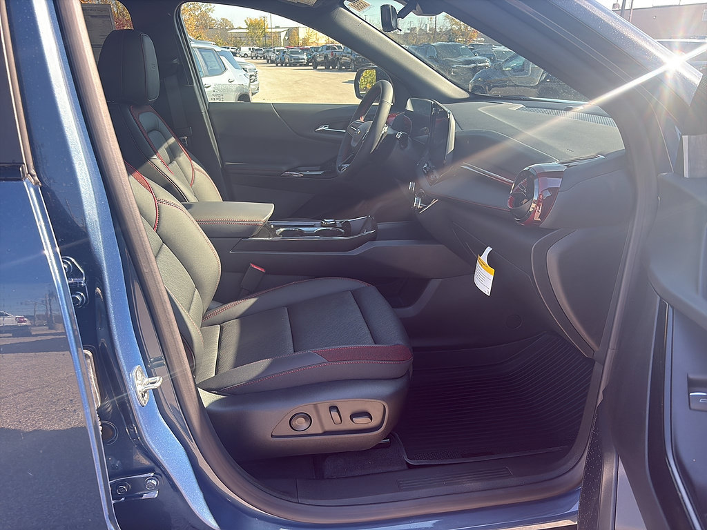 New 2027 Chevrolet Equinox RS w/ Safety and Technology Package AWD/4WD image 16
