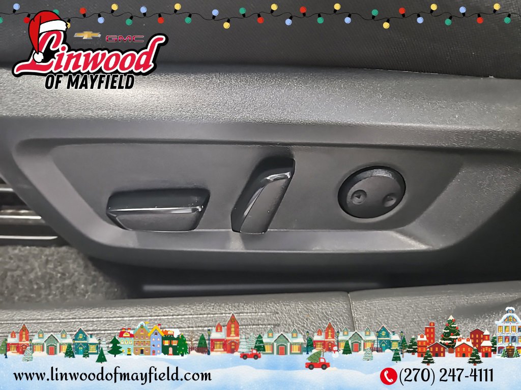 Used 2023 Nissan Rogue SV image 17