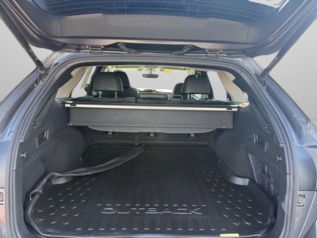 Used 2020 Subaru Outback Limited image 9