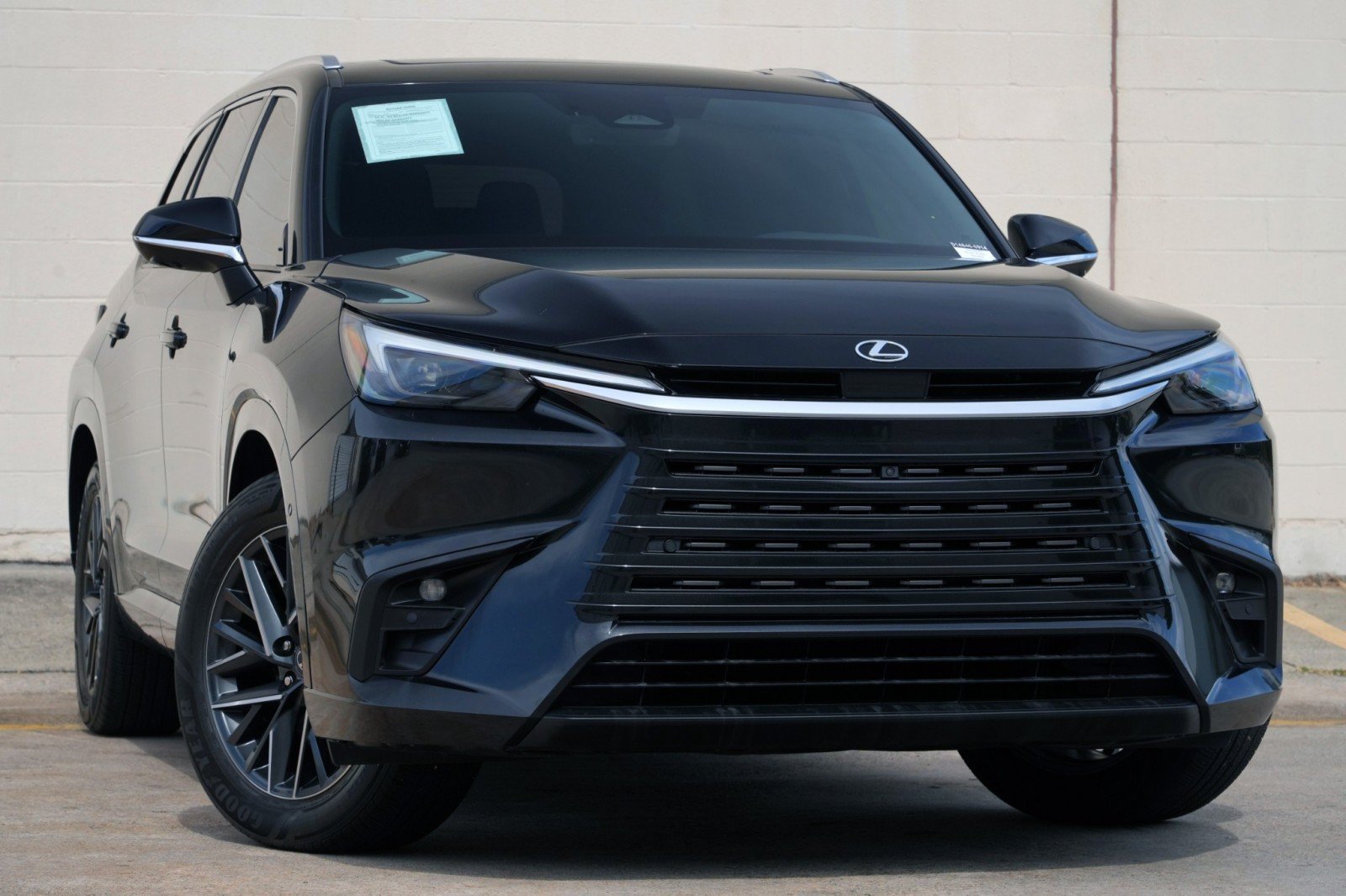 Used 2025 Lexus TX 350 FWD w/ Technology Package image 4