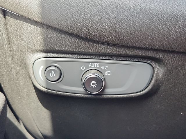 Used 2022 Chevrolet Equinox LT FWD image 30