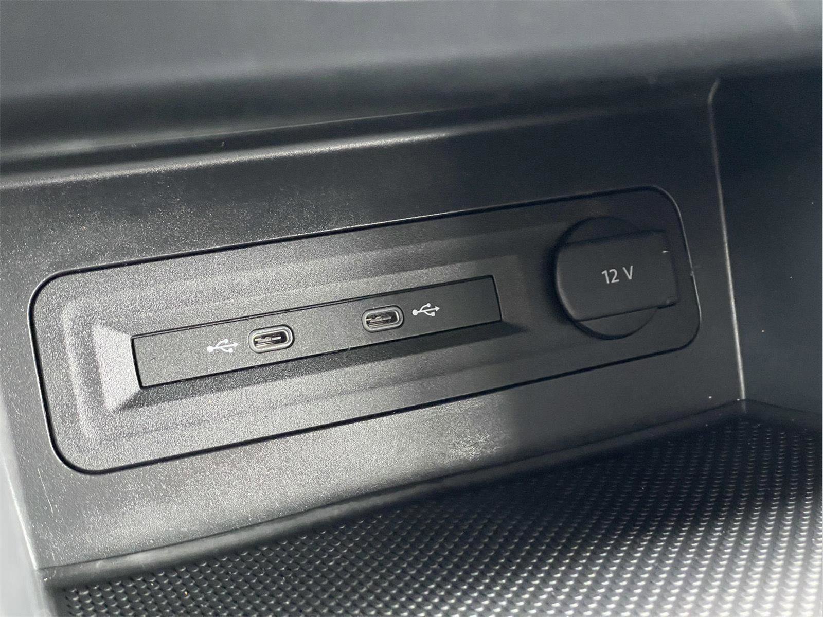 Used 2022 Volkswagen Atlas SE image 33