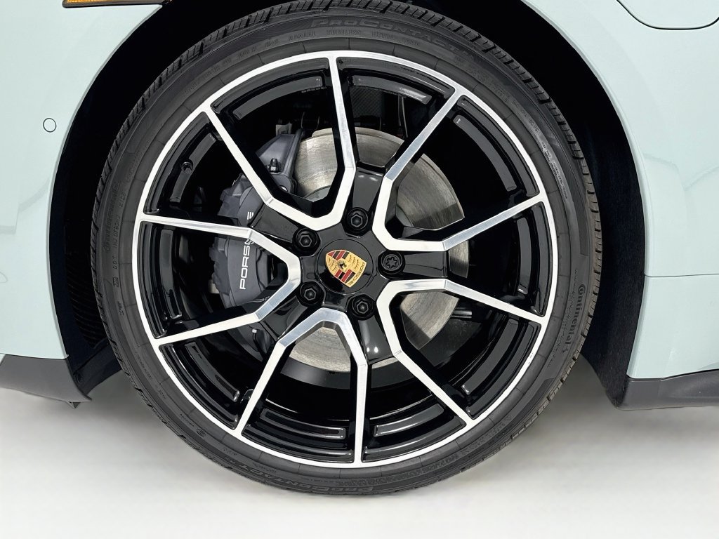 New 2026 Porsche Taycan RWD image 33