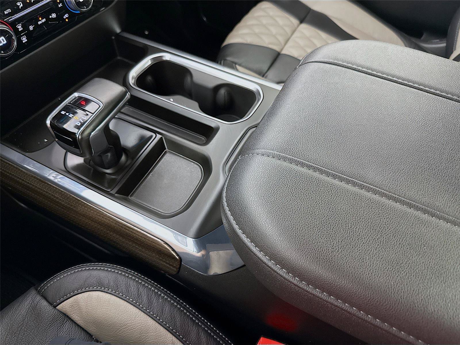 Used 2024 Chevrolet Silverado 1500 RST w/ All Star Edition Plus AWD/4WD image 8