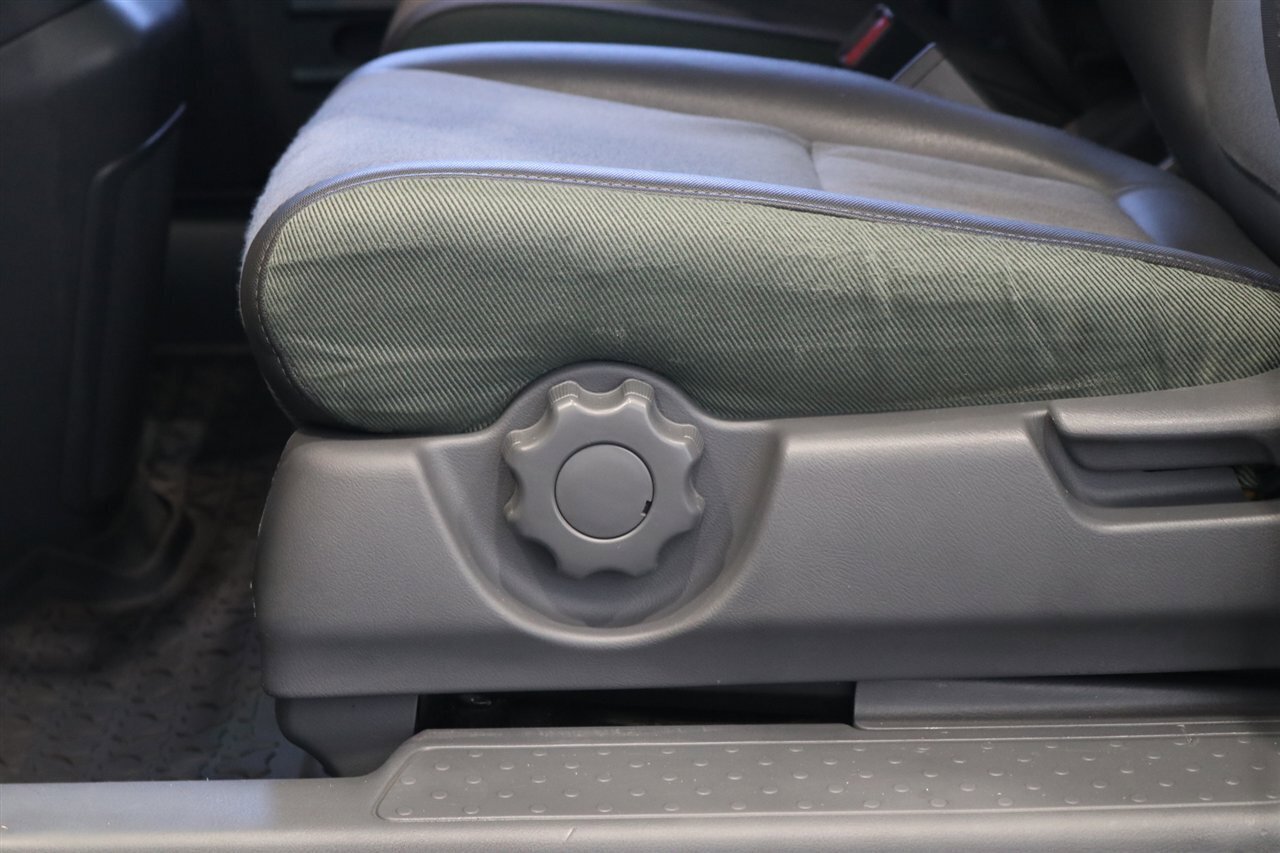 Used 2005 Honda Element EX image 56