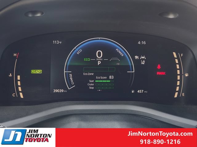 Used 2025 Toyota Camry SE FWD image 16