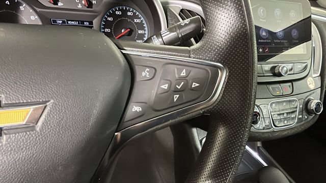Used 2023 Chevrolet Malibu LT FWD image 16