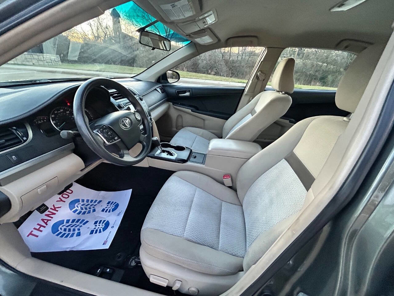 Used 2012 Toyota Camry LE FWD image 12