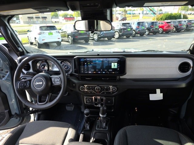 Used 2024 Jeep Gladiator Sport image 50