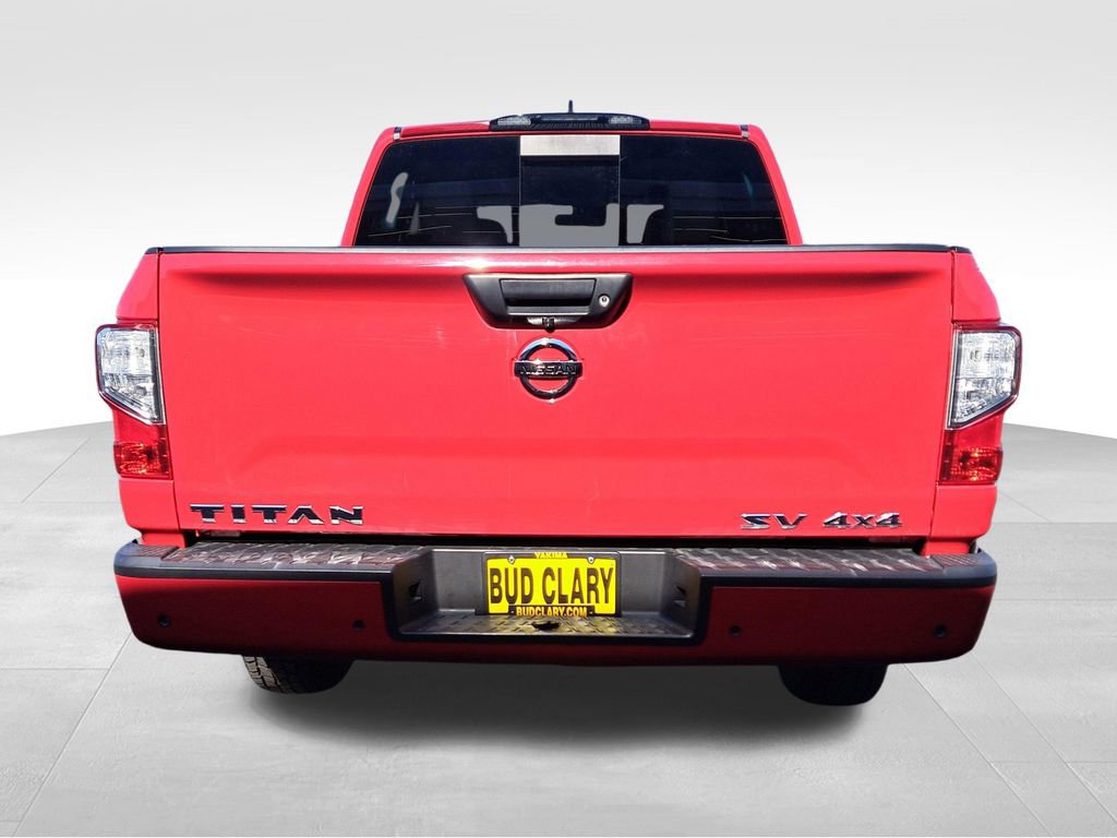 Used 2022 Nissan Titan SV AWD/4WD image 7