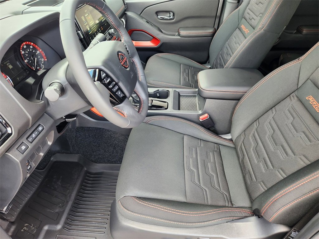 New 2025 Nissan Frontier PRO-4X w/ Interior Protection Package image 9