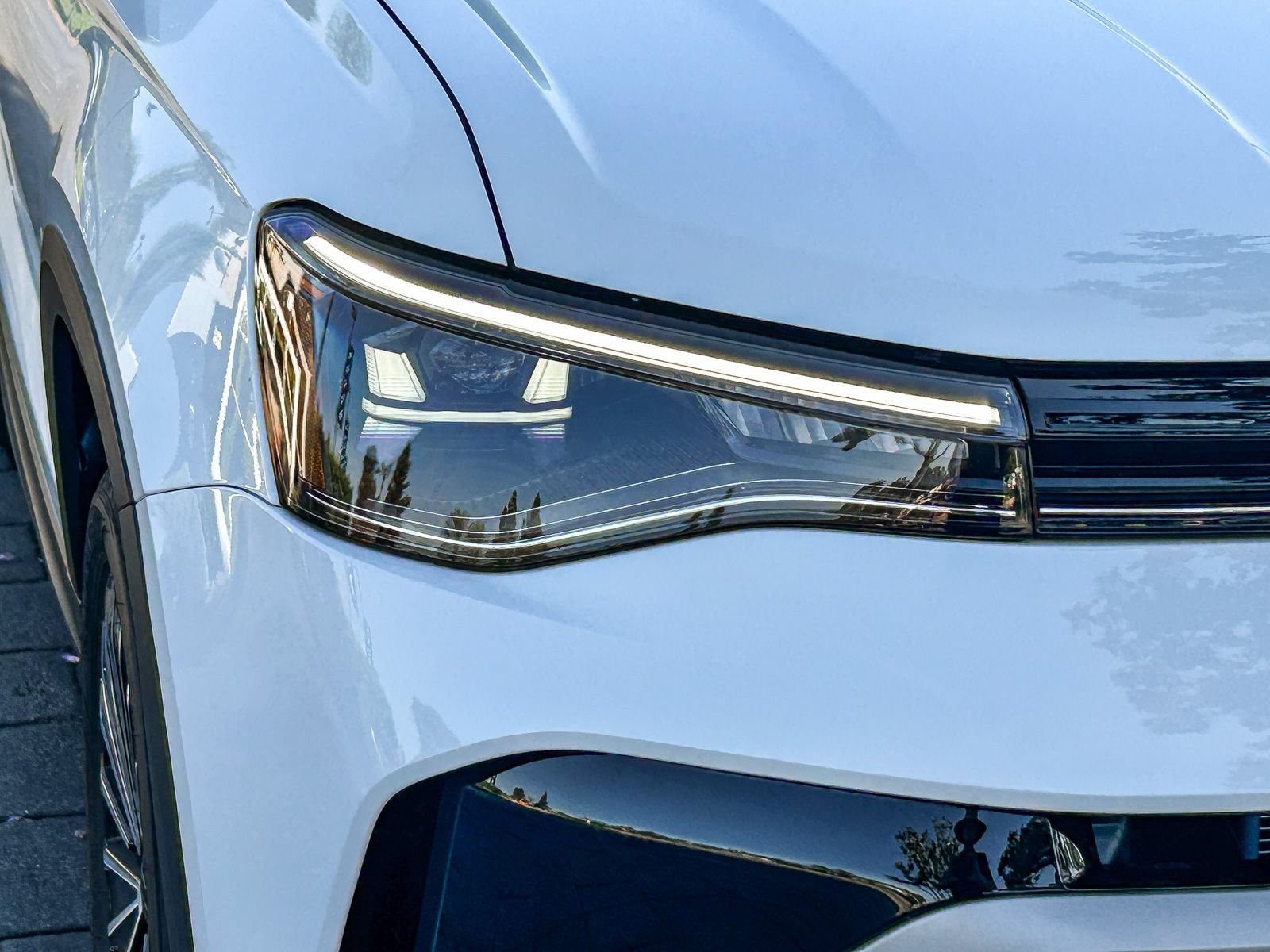 New 2026 Volkswagen Taos SE FWD image 4