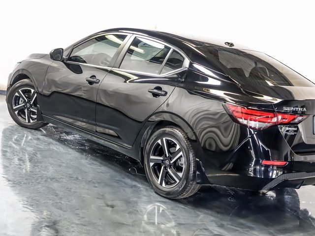 Used 2024 Nissan Sentra SV image 11