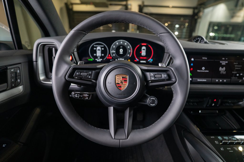 New 2025 Porsche Cayenne AWD/4WD image 31