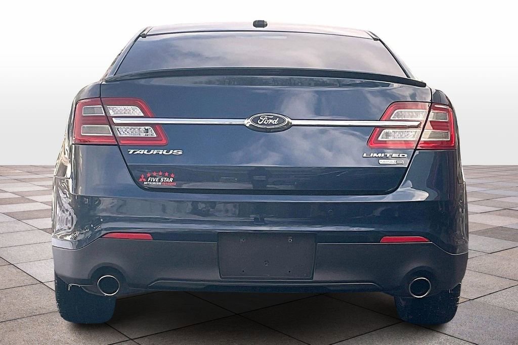Used 2017 Ford Taurus Limited image 4