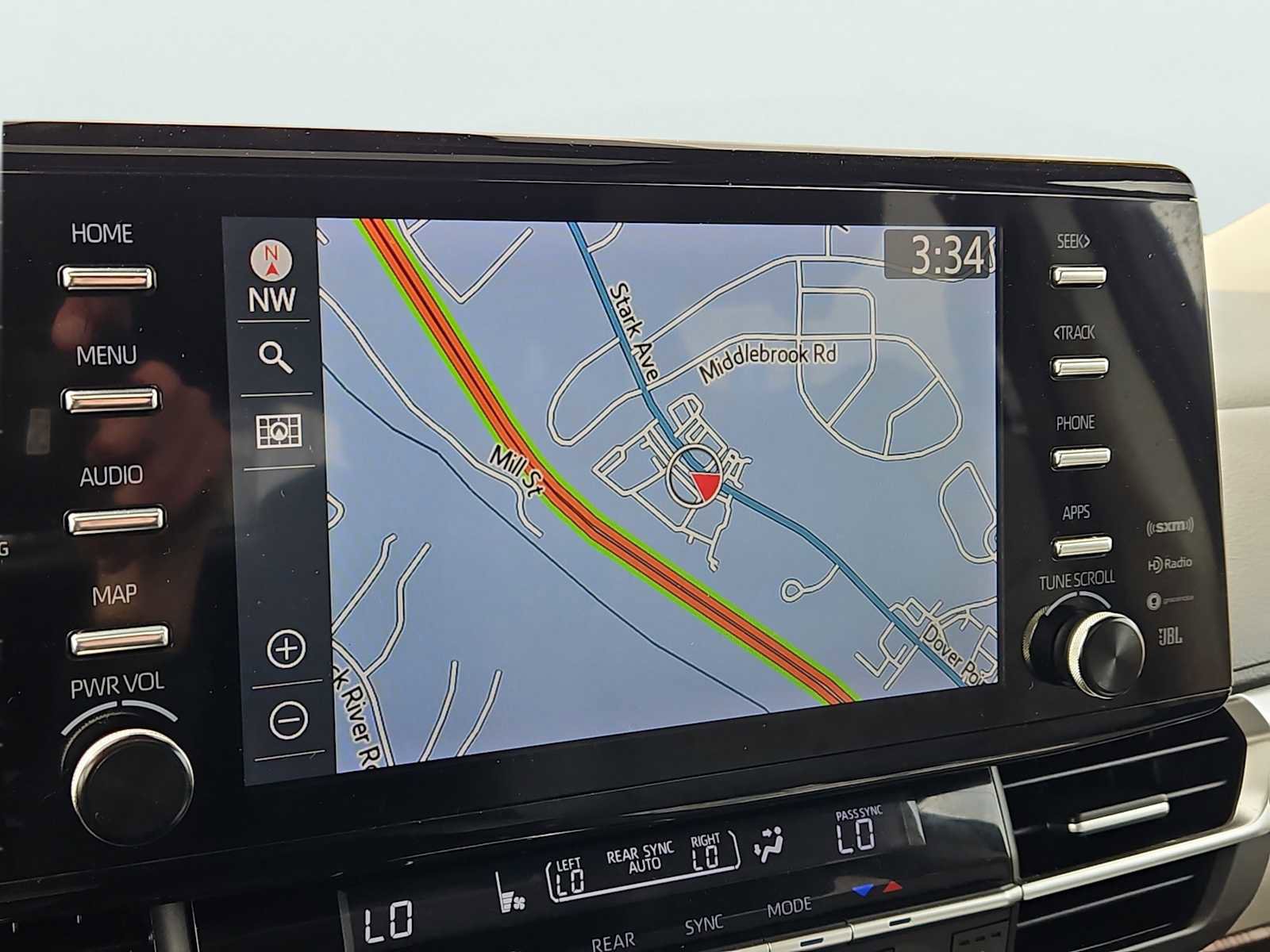 Used 2023 Toyota Sienna XLE w/ XLE Plus Package image 17