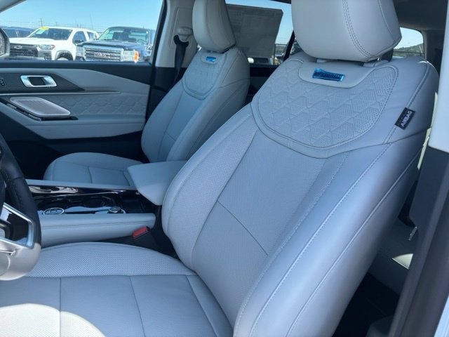 New 2026 Ford Explorer Platinum w/ LUX Leather Package AWD/4WD image 12
