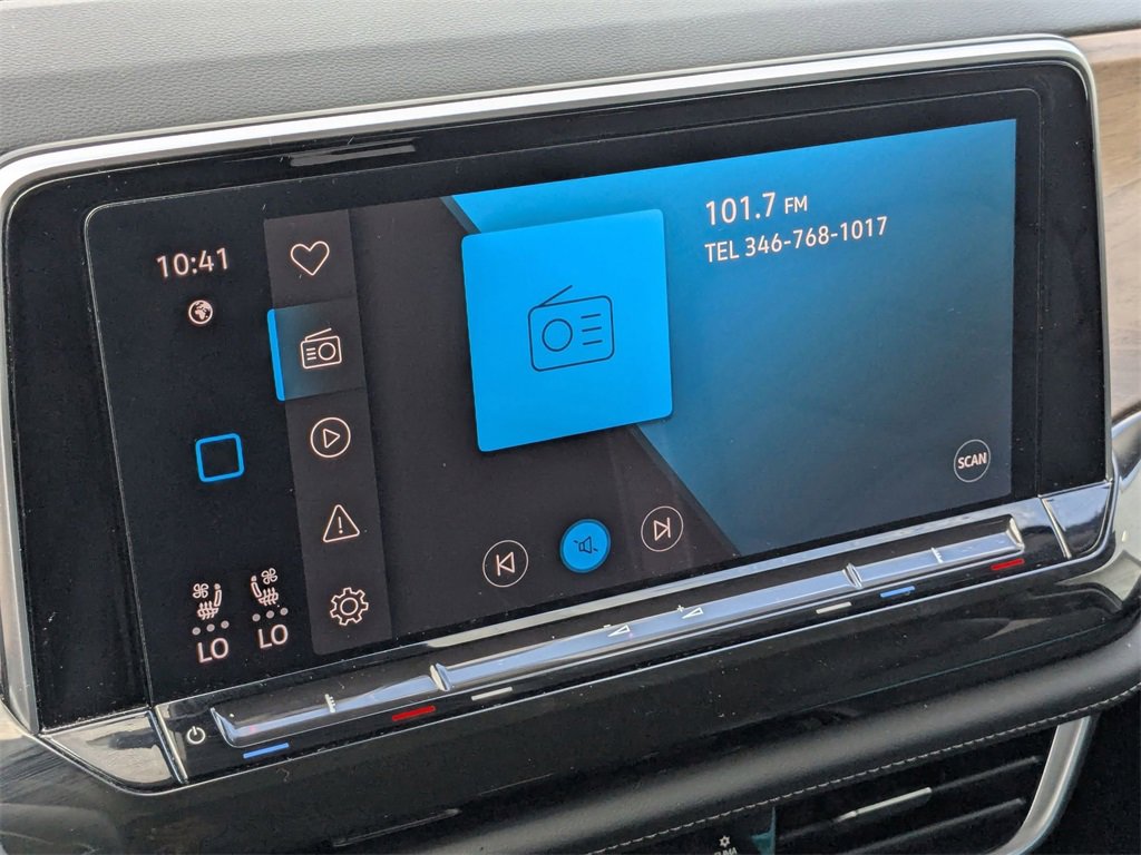 Used 2025 Volkswagen Atlas SE image 20