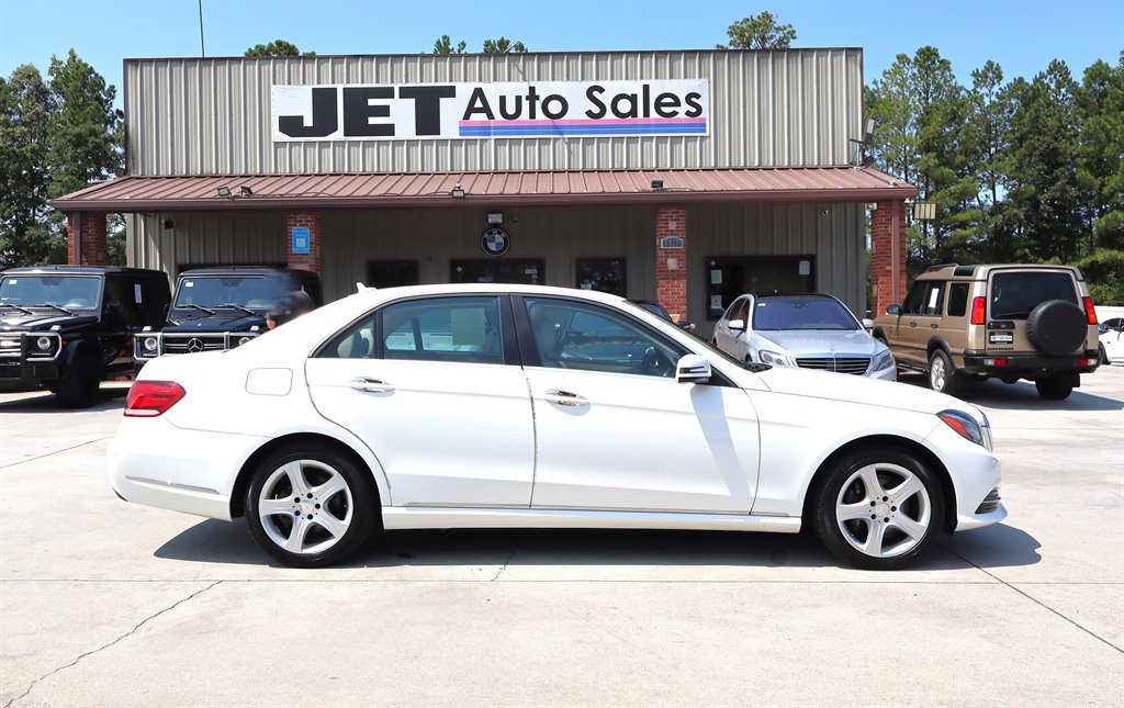 Used 2014 Mercedes-Benz E 250 BlueTEC Sedan image 8