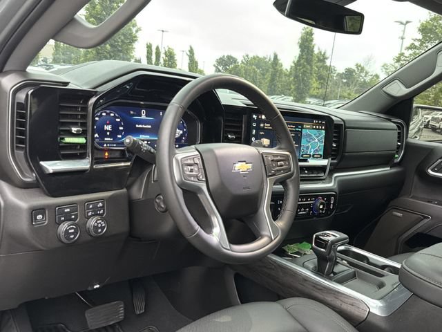 Used 2025 Chevrolet Silverado 1500 LTZ w/ LTZ Convenience Package II AWD/4WD image 10