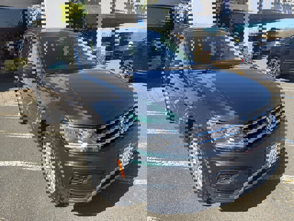 Used 2019 Volkswagen Tiguan S w/ Driver Assistance Package image 30