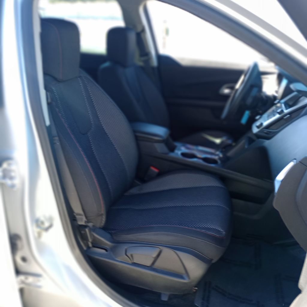 Used 2017 Chevrolet Equinox LS image 22