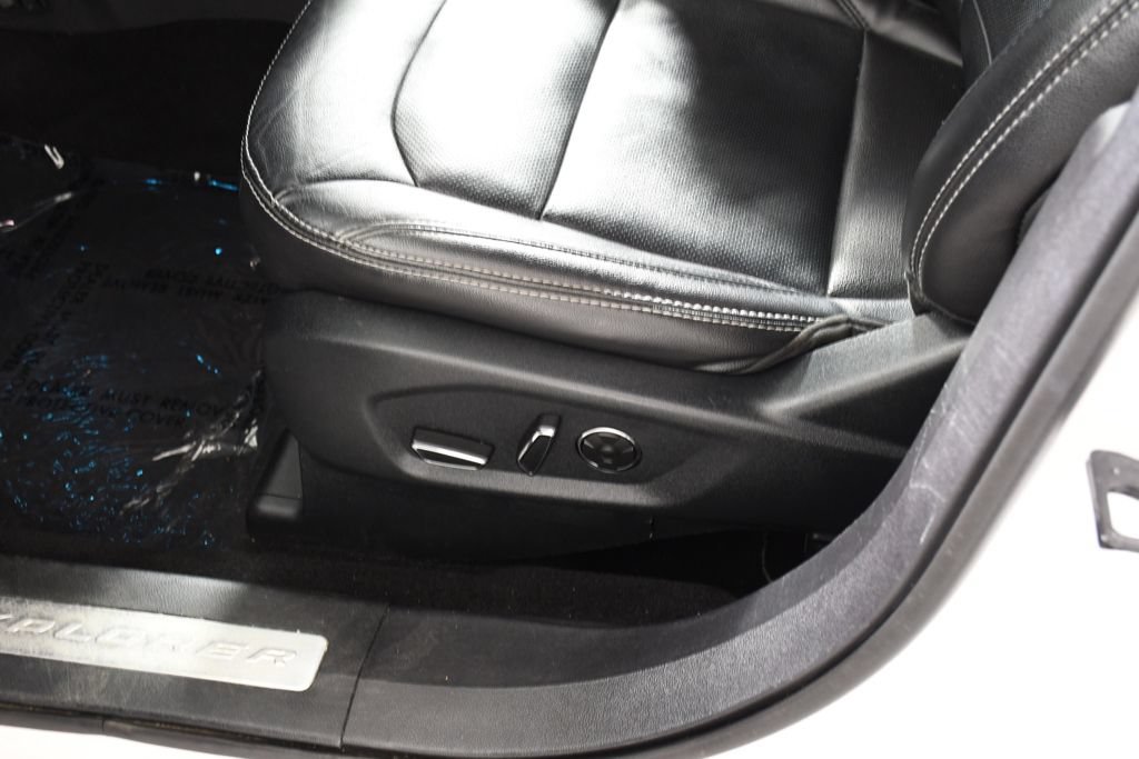 Used 2018 Ford Explorer Limited w/ Equipment Group 301A AWD/4WD image 16